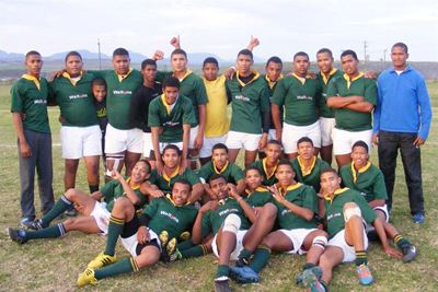 Kairos stoomroller oor buurskool